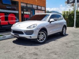 PORSCHE CAYENNE DIESEL 2012