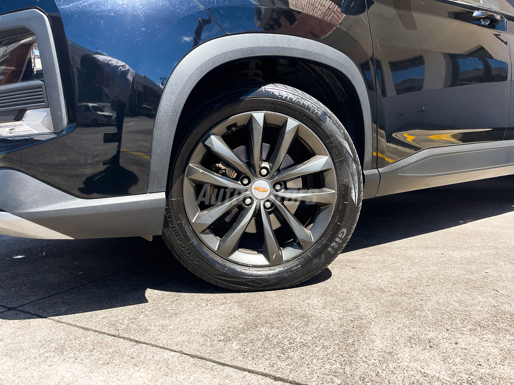 CHEVROLET CAPTIVA LT 2023 full