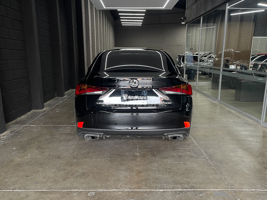 LEXUS IS 300 2021 BLINDAJE 3+ full