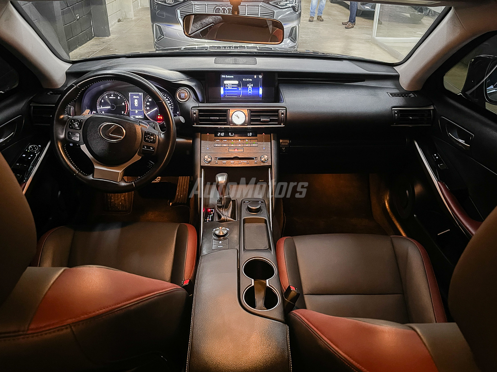 LEXUS IS 300 2021 BLINDAJE 3+ full