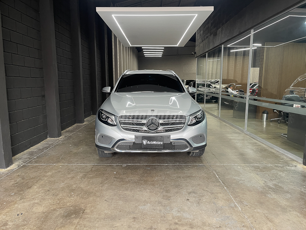 MERCEDES-BENZ GLC 250 4MATIC 2018 full