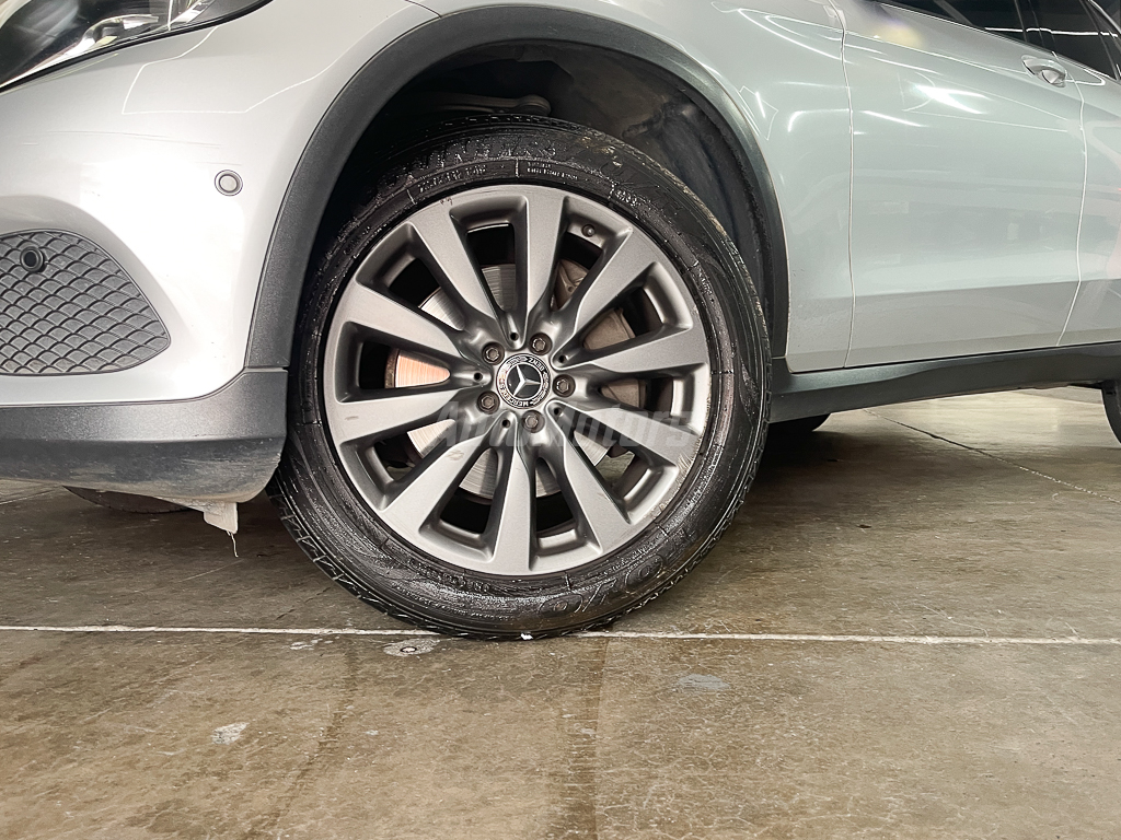 MERCEDES-BENZ GLC 250 4MATIC 2018 full