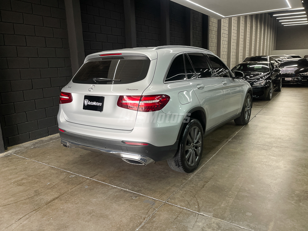 MERCEDES-BENZ GLC 250 4MATIC 2018 full
