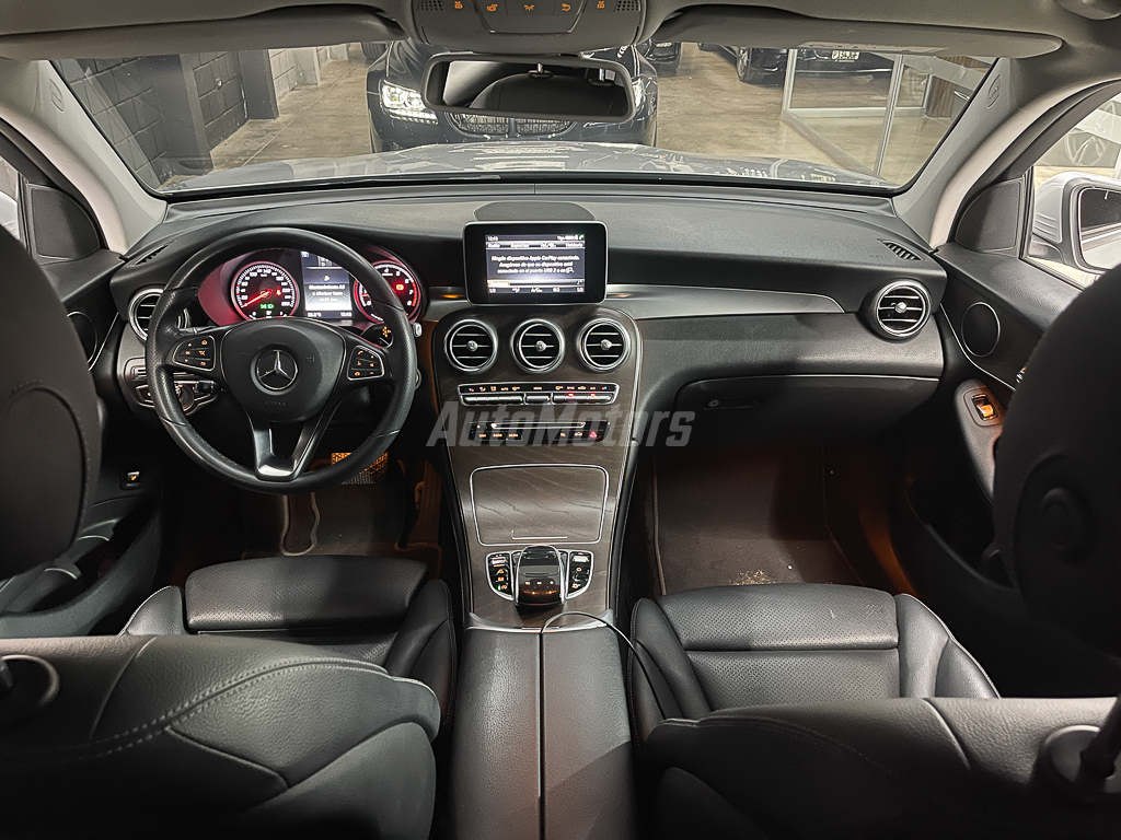 MERCEDES-BENZ GLC 250 4MATIC 2018 full