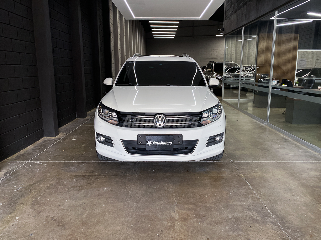 VOLKSWAGEN TIGUAN TDI 2016 full