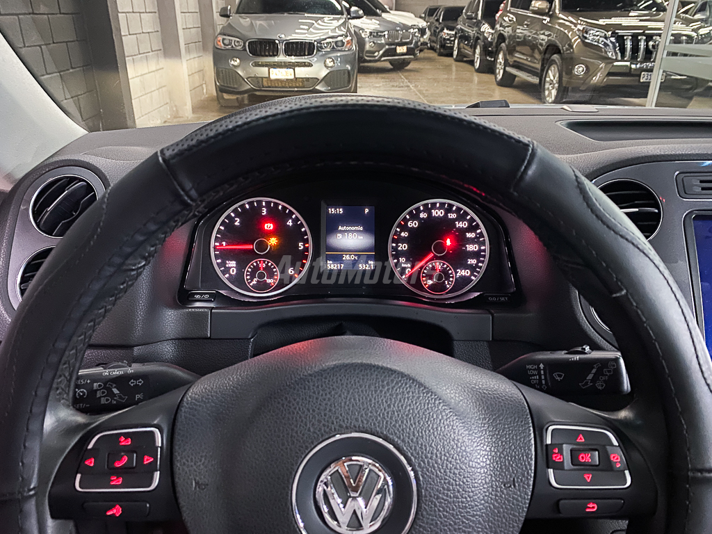 VOLKSWAGEN TIGUAN TDI 2016 full