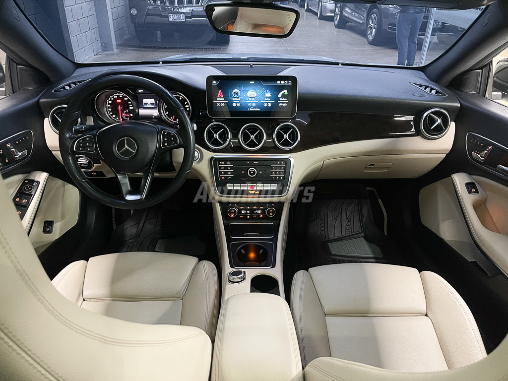 MERCEDES BENZ CLA 250 AMG 2018 full
