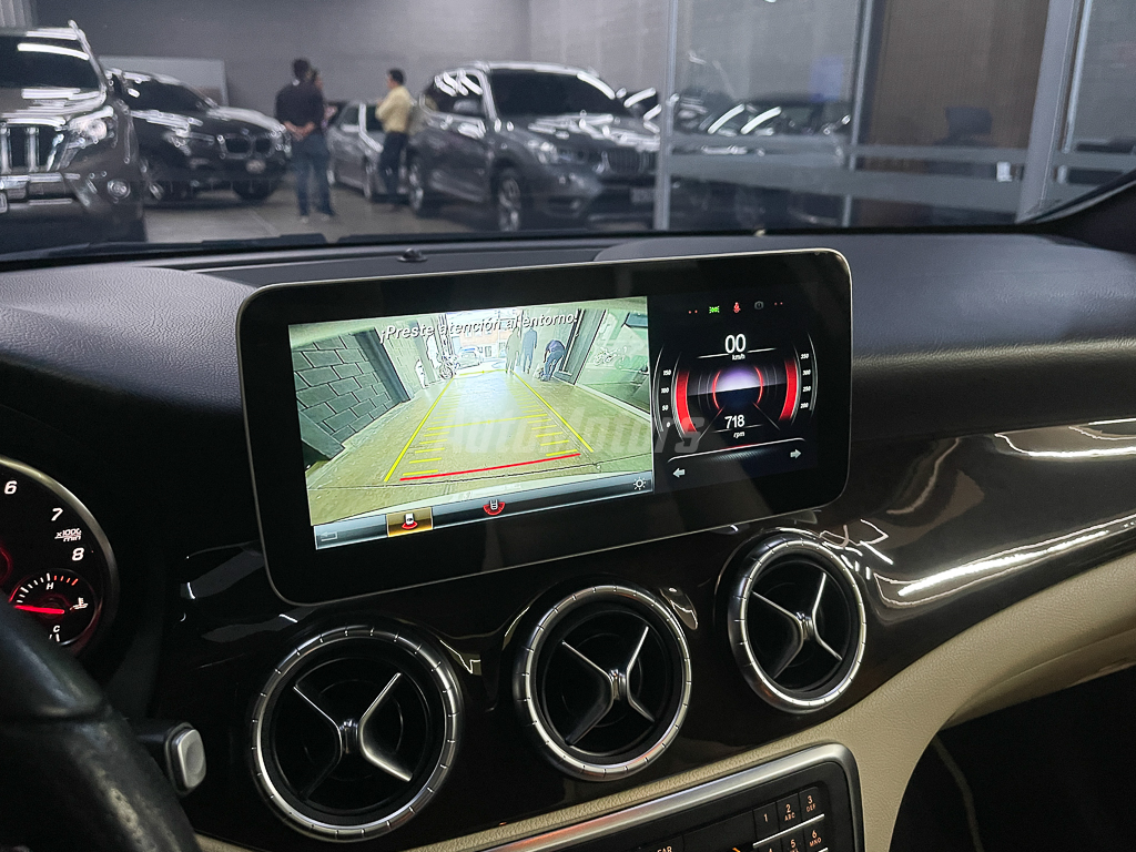 MERCEDES BENZ CLA 250 AMG 2018 full