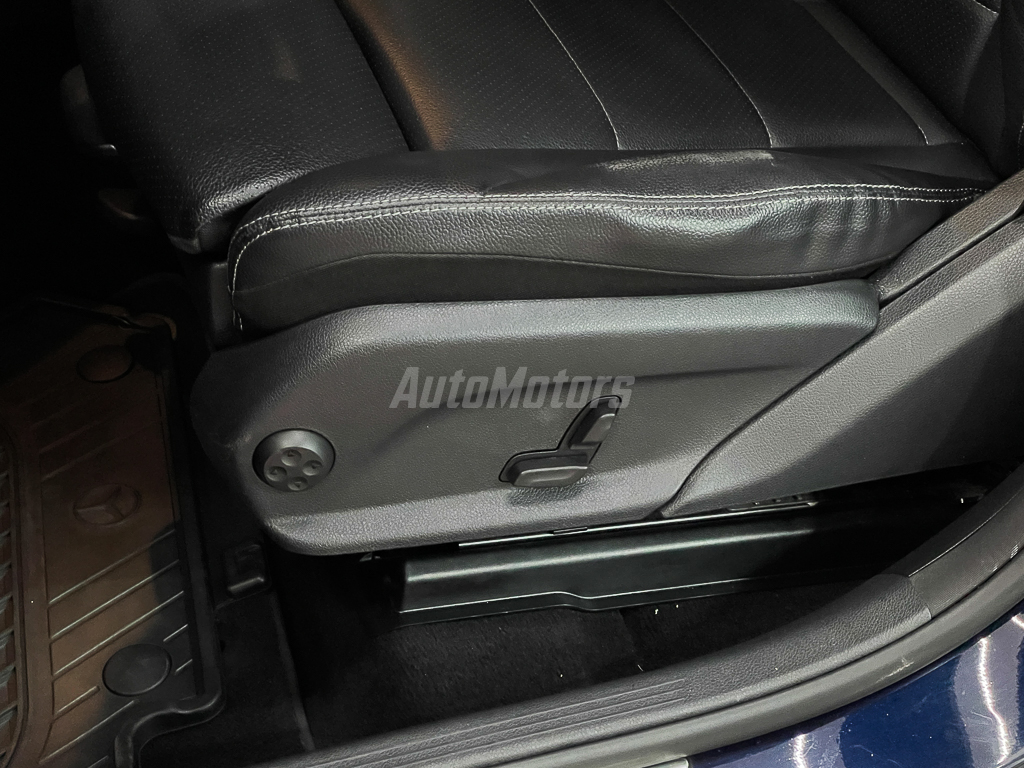 MERCEDES-BENZ GLC 250 4MATIC 2018 full