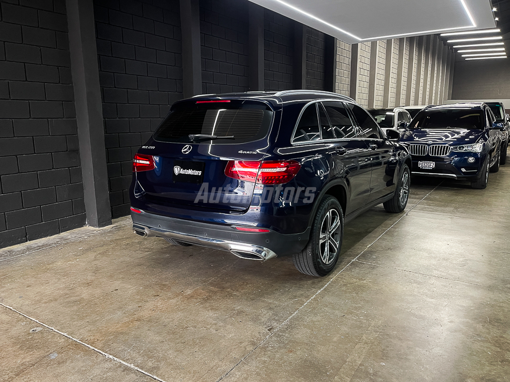 MERCEDES-BENZ GLC 250 4MATIC 2018 full