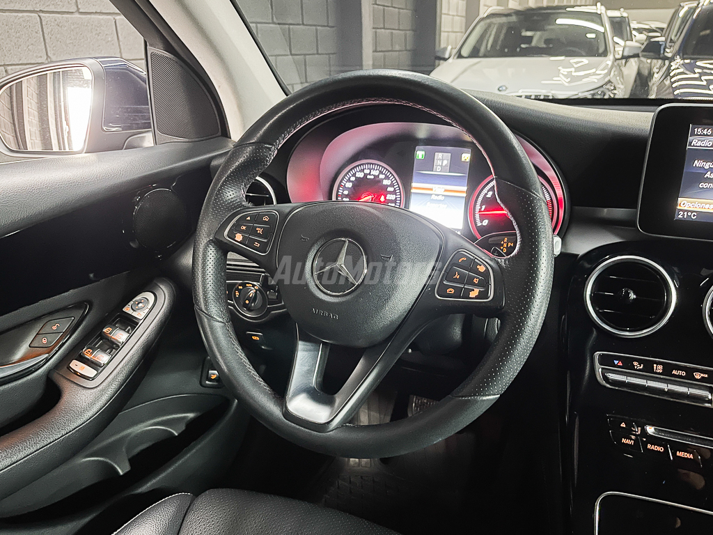 MERCEDES-BENZ GLC 250 4MATIC 2018 full