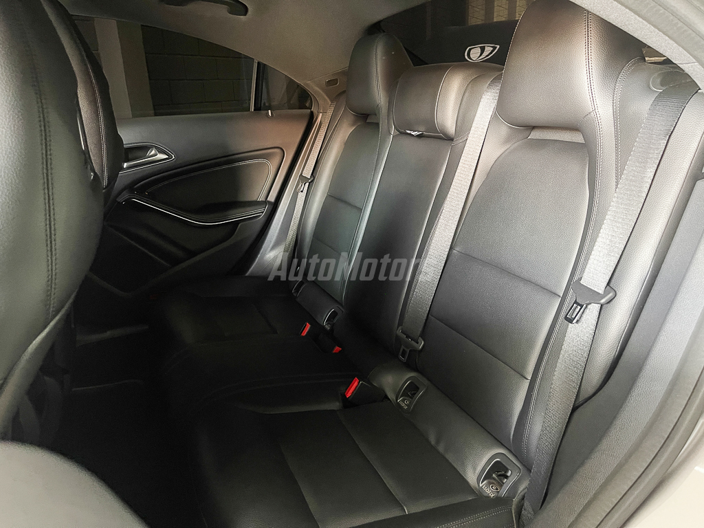 MERCEDES-BENZ CLA 200 2014 full