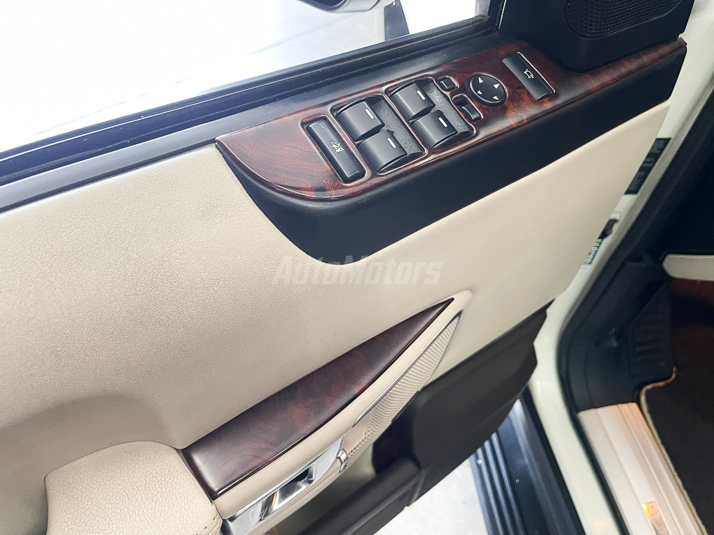 LAND ROVER RANGE ROVER SUPERCHARGER 2010 full