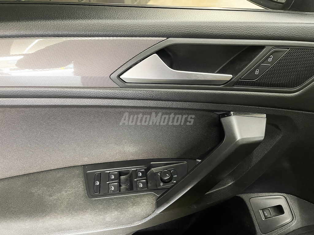 VOLKSWAGEN TIGUAN 4MOTION 2022 full