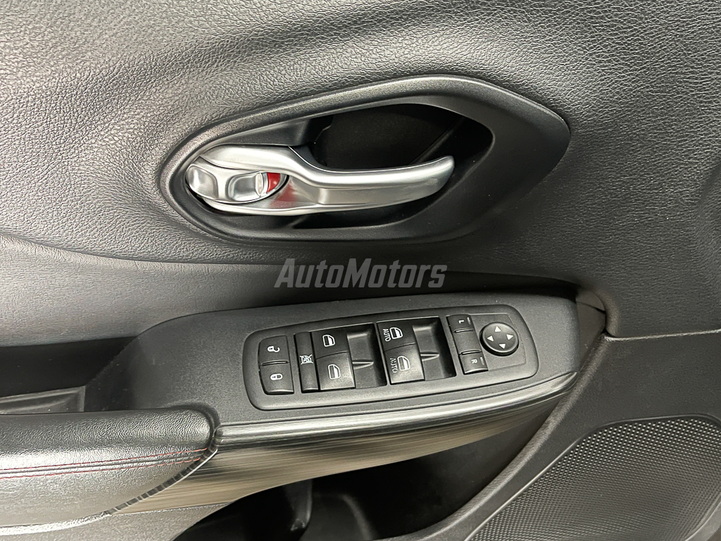 JEEP CHEROKEE TRAILHAWK 2016 full