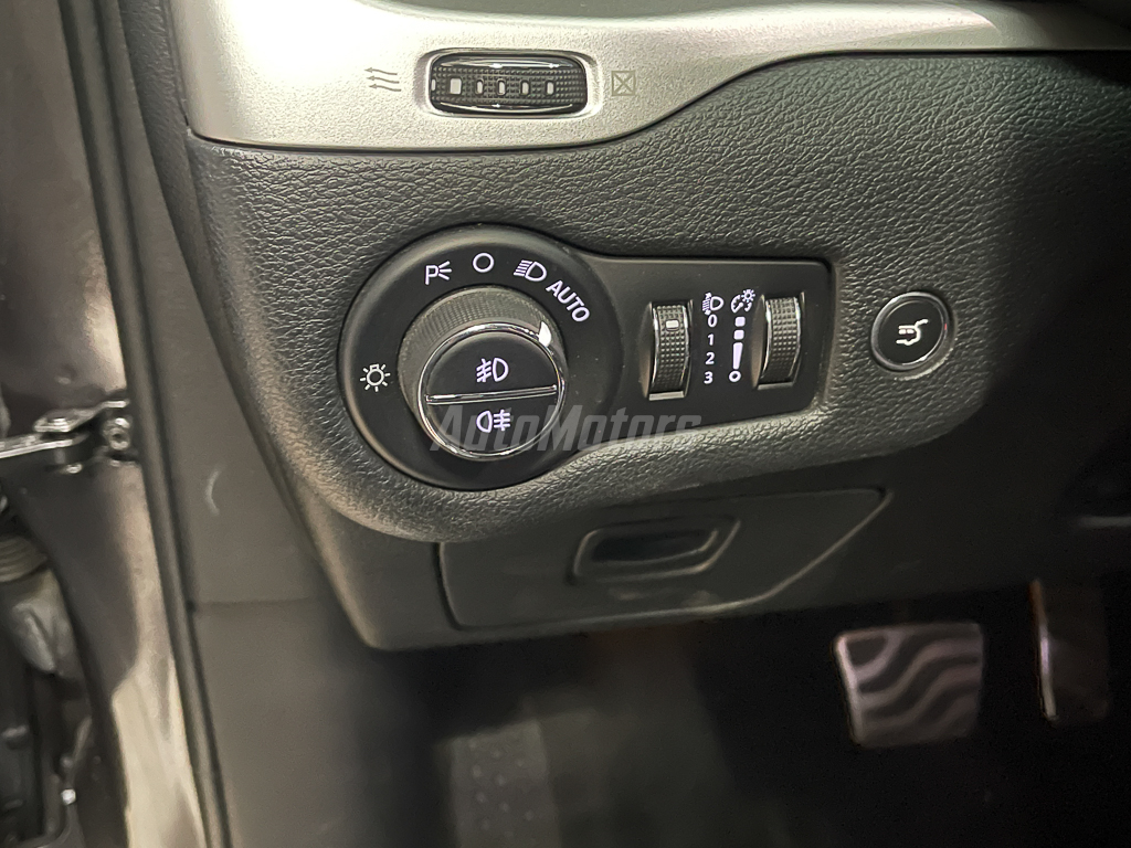 JEEP CHEROKEE TRAILHAWK 2016 full