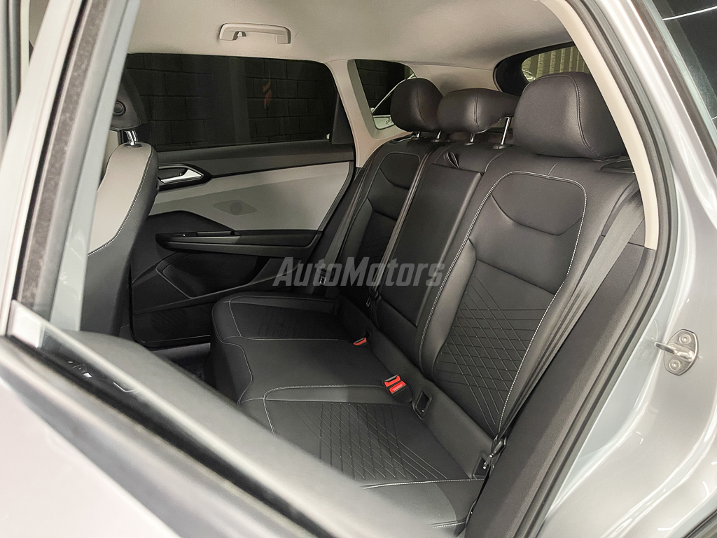 VOLKSWAGEN TAOS 250 TSI COMFORTLINE 2023 full