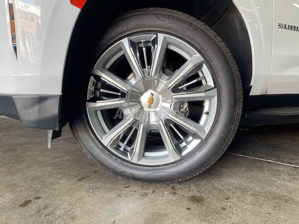 CHEVROLET SUBURBAN PREMIER 2023 full