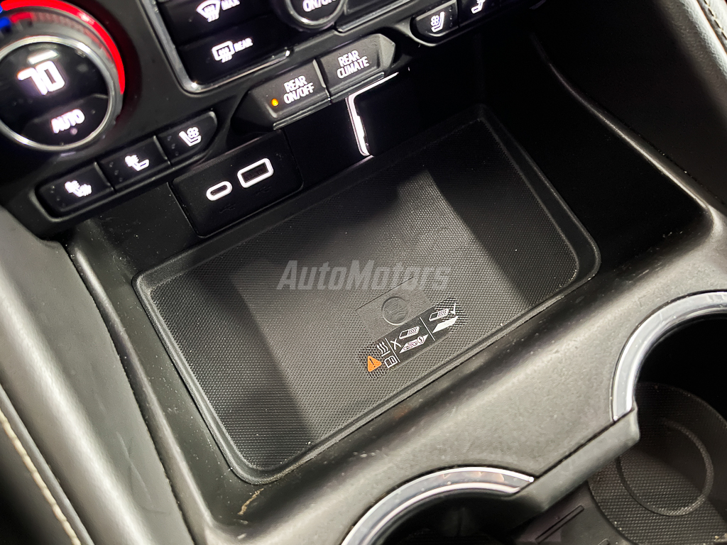 CHEVROLET SUBURBAN PREMIER 2023 full