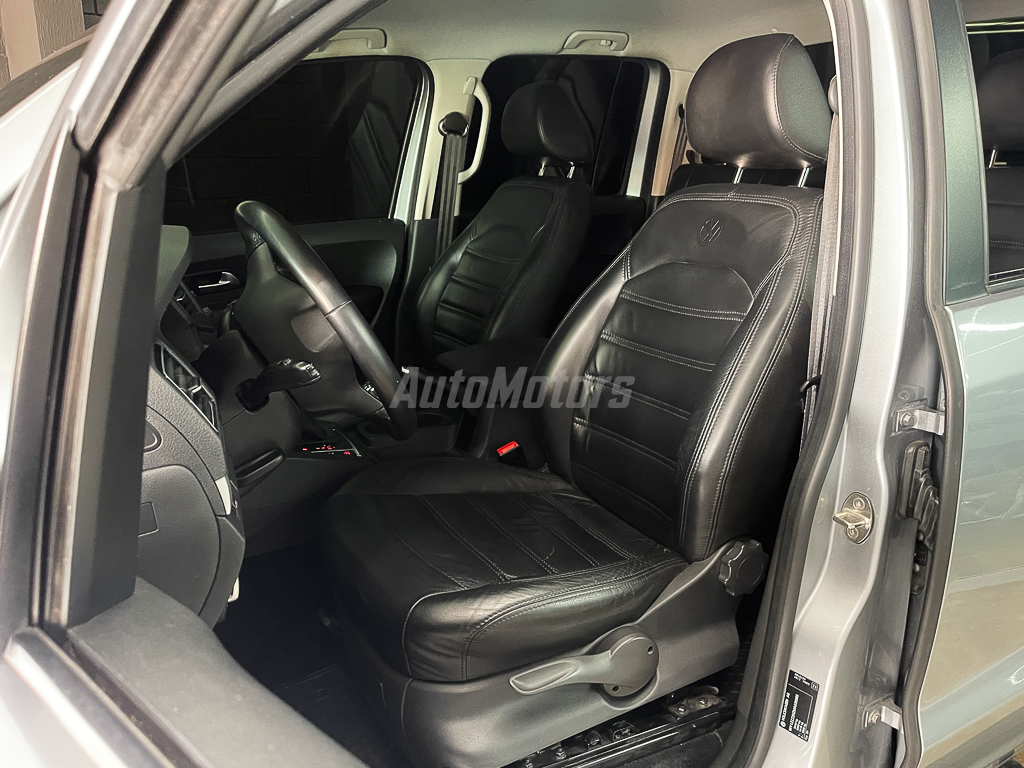 VOLKSWAGEN AMAROK 2021 full