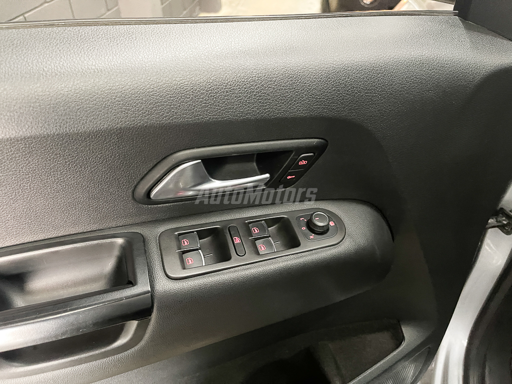 VOLKSWAGEN AMAROK 2021 full