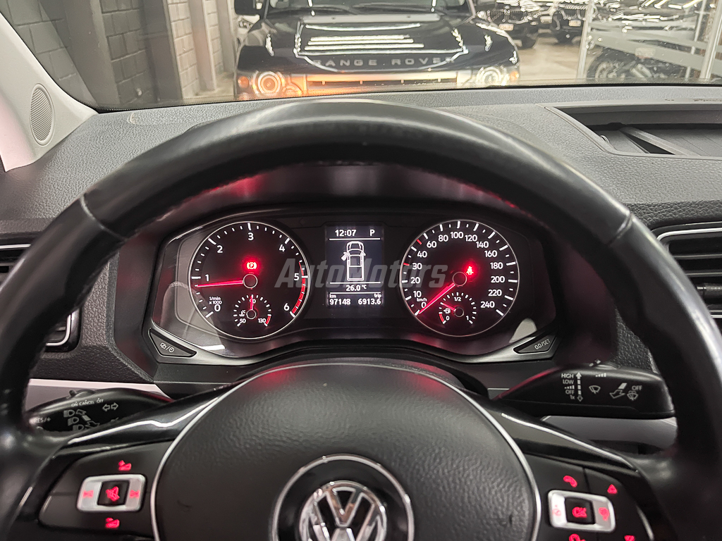 VOLKSWAGEN AMAROK 2021 full